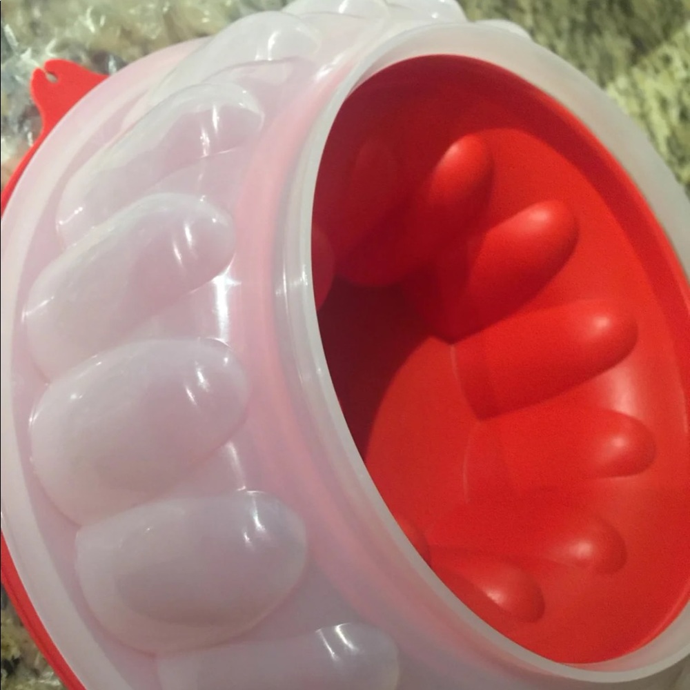 Brand New Tupperware!